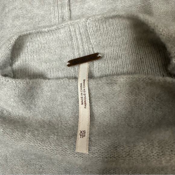 Free People Wool Blend Mock Funnel Neck Drop Sleeve Sweater in Gray Size XS - Picture 5 of 7